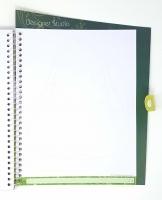 Zeichenblock L Entwerfe eigene Handtaschen Mode an illustrierten Mädchen