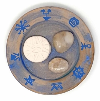 Teller Rythmus 12 cm Ylang Ylang Oel 5 ml Kraft Symbol Stein Geschenk