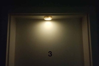 LED Spot Strahler 8 cm Nacht Kabinen Licht Bewegungs Sensor Akku Batterie Camping