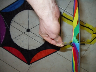 HQ Einleinerdrachen Spinning Hexagon Rainbow 60 x 650 cm R2F