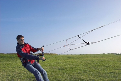 HQ Powerkite Zweileiner 2.0 SCOUT 260x102cm Flugleine Lenk Bar Rucksack R2F