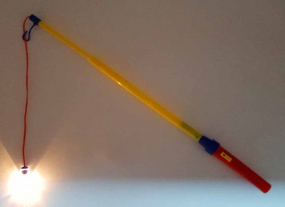 Elektrischer Laternen Umzug Kinder Lampion Stab Lang 41 bis 58 cm Bunt