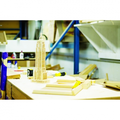 Matchitecture Bastelset Empire State Building Holzbausatz 650 Teile