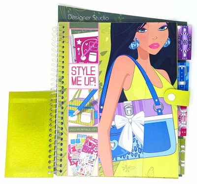 Zeichenblock L Entwerfe eigene Handtaschen Mode an illustrierten Mädchen