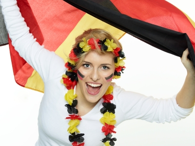 Aloha Kranz Blumen Blueten Kette Deutschland WM 45 cm Schwarz Rot Gelb