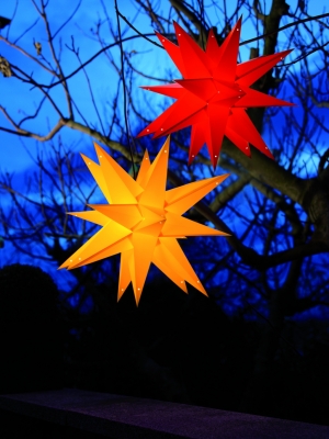 starlightz kunststoffstern leuchtstern outdoor taara