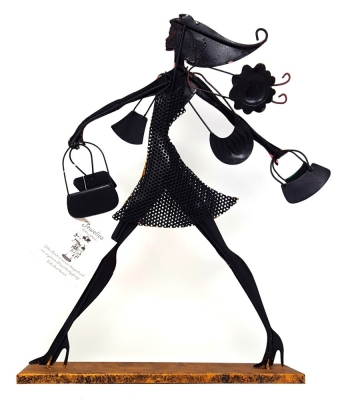 Jewelies Metall Schmuck Halter Staender Miss Rodeo Drive Gold