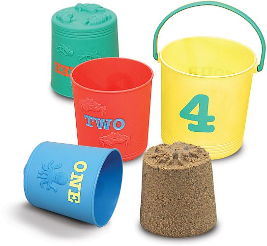 Vier bunte Sandeimer 15 x 15 cm / 5.91 x 5.91 inch